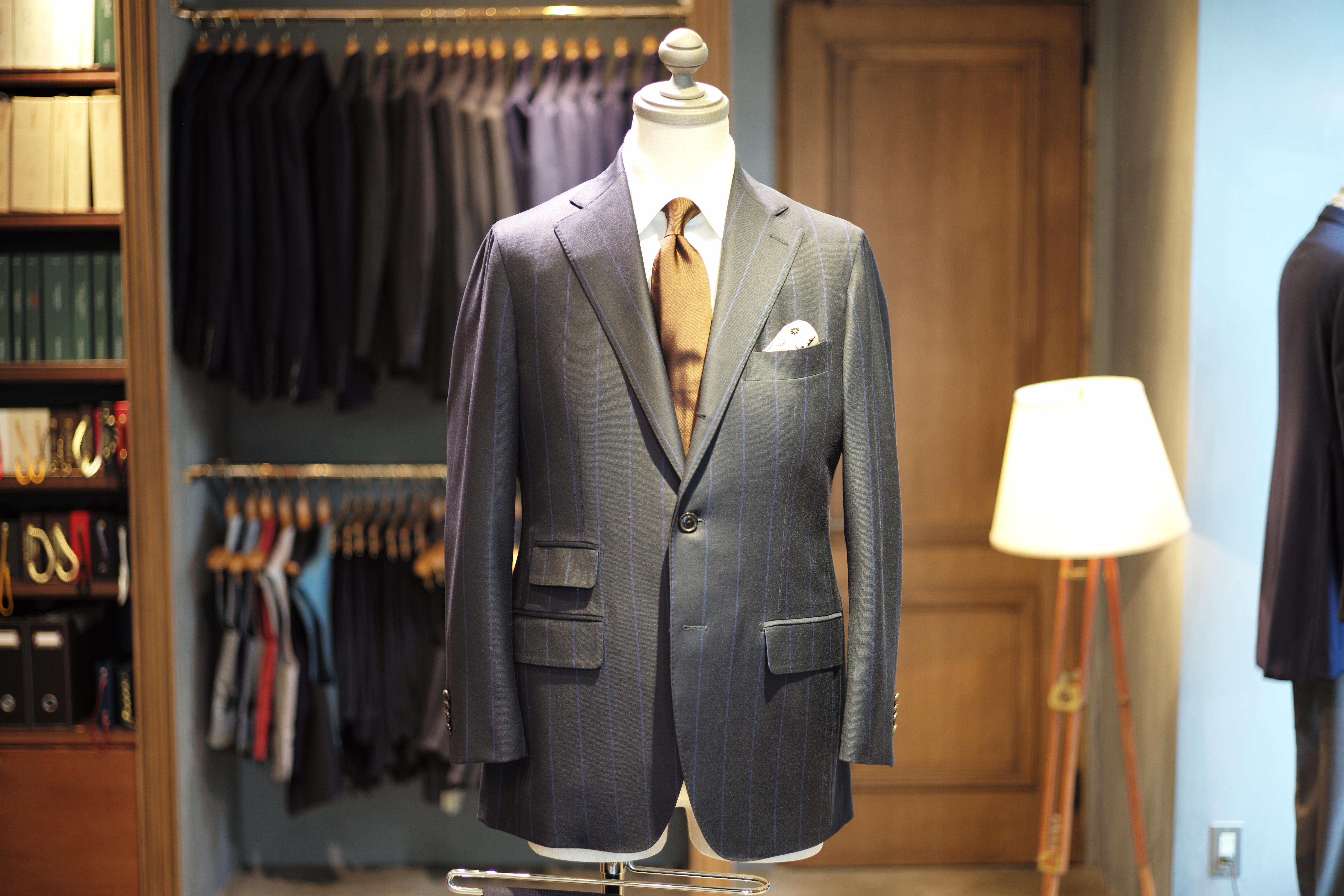 ビジネス オーダースーツ Dormeul ドーメル Amadeus Action Wool100 290g S様 Bruno Sartoria Giotto 静岡のオーダースーツ専門店