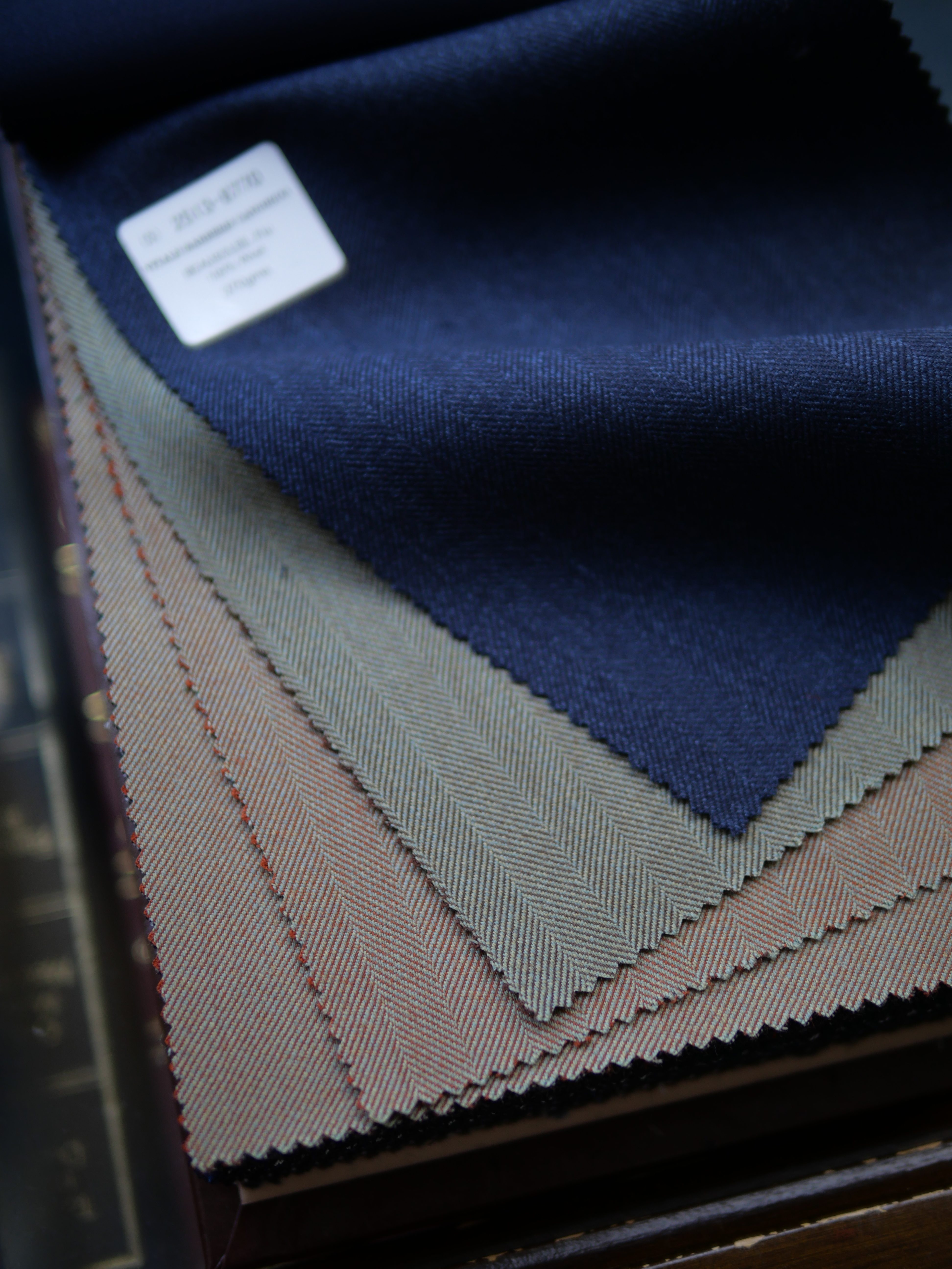 新品18.5万円 オンワード×House of Tailor CANONICO